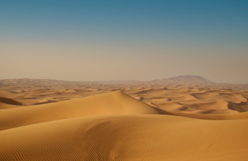 a picture of desert in Dubai 